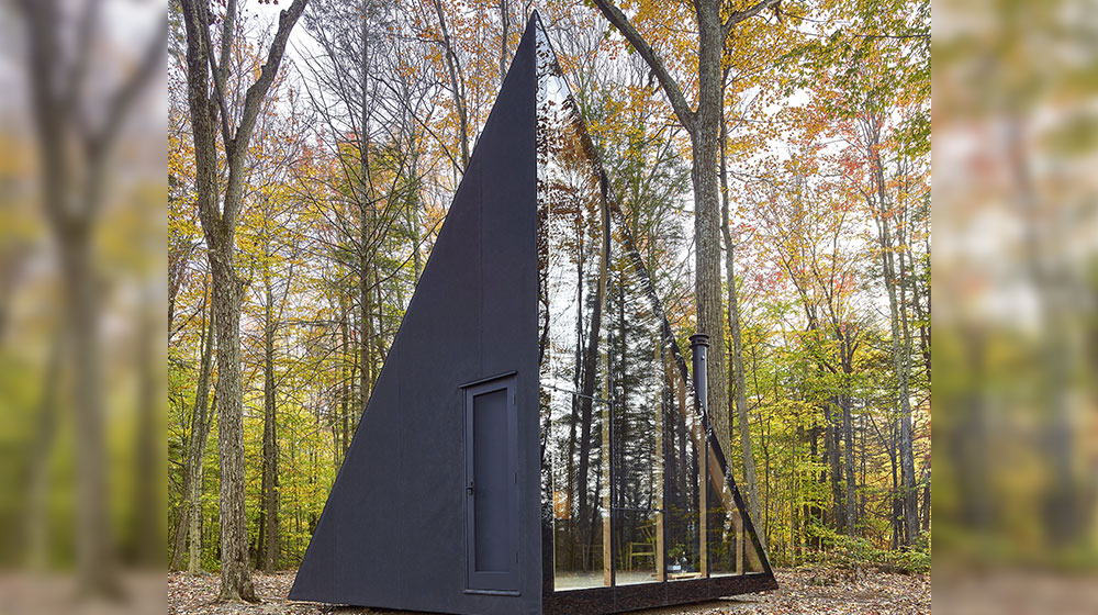 Compact A-Frame Cabin prefab luxury bungalow Breezecabin