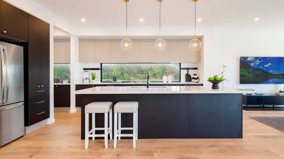 Liverpool House: A Spacious 4-Bedroom Villa