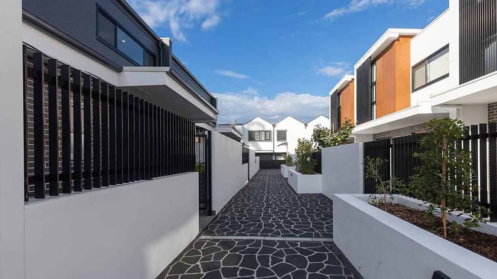 Kirrawe Luxury Townhouse